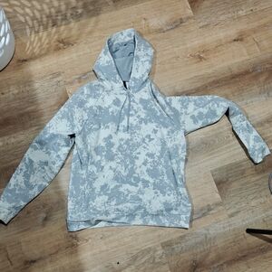 Lululemon City Sweat Hoodie - Gray/White Camo Pattern - EUC - Size L